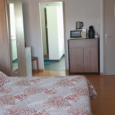 Cazouls-lès-Béziers Chambre Chez Corinne Et Bernard מראה חיצוני תמונה